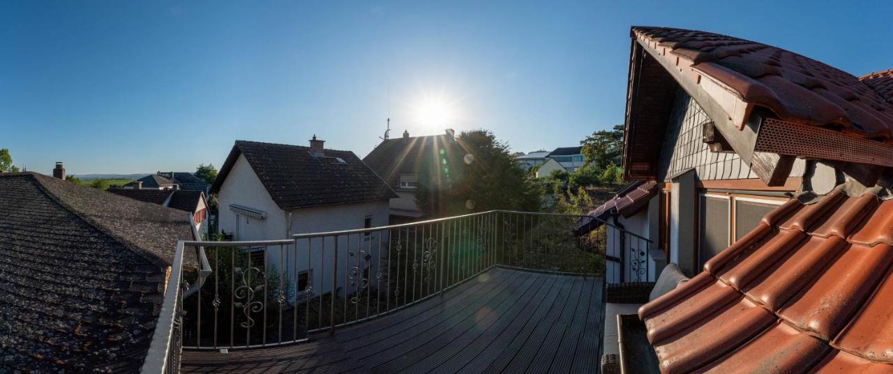 Ferienhaus bis 10 Personen und 2,5 Schlafzimmern Geisenheim Exterior foto